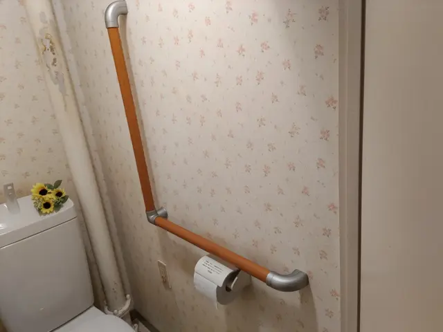 いつまでも安心して使えるよう施工します！手摺りの取り付けは当店にお任せください！サービスの画像