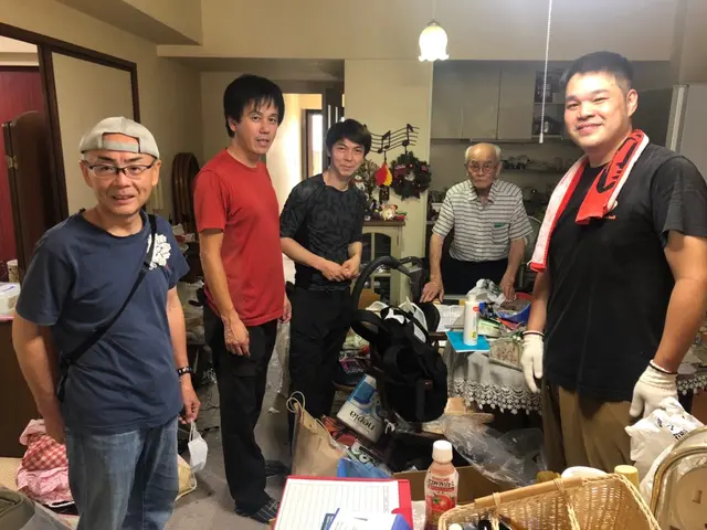 ◎行政の粗大ゴミ回収との併用可能★つり出し作業可能◎保険加入済サービスの画像