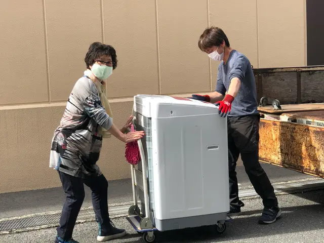 ◎行政の粗大ゴミ回収との併用可能★つり出し作業可能◎保険加入済サービスの画像