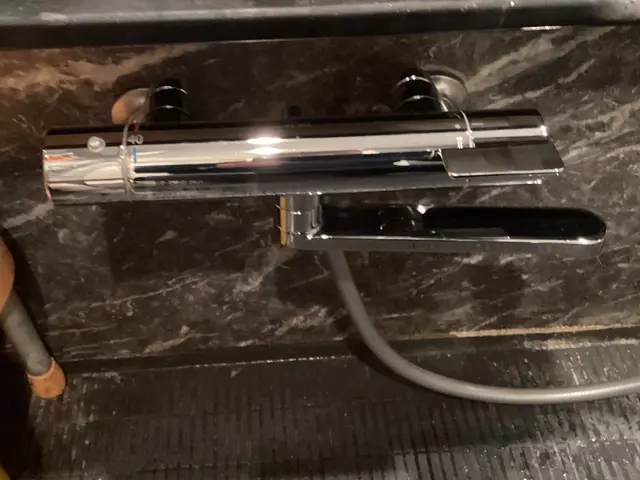 浴室の蛇口交換サービスの画像