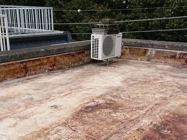 屋上やバルコニー防水サービスの画像