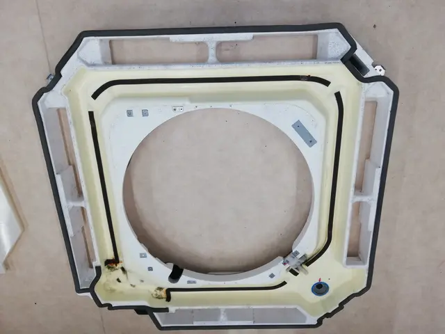 天かせエアコンクリーニング（四方向タイプのみ）サービスの画像