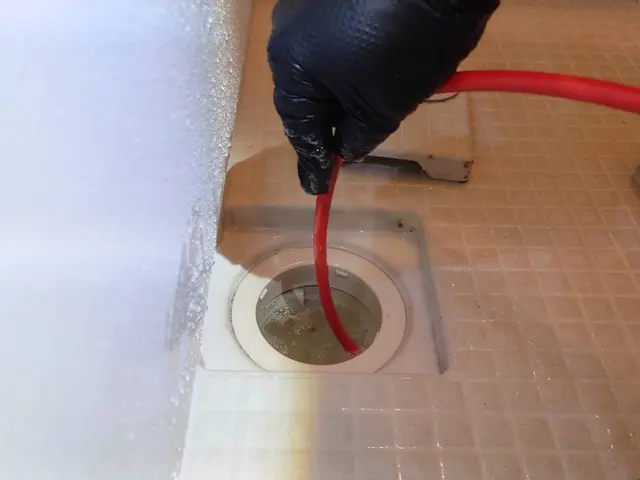 コミコミパック税込なんと24200円！家の中外とトラップの清掃です。絶対お得ですサービスの画像