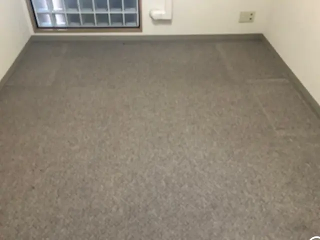 マンションの絨毯敷きをフローリングに変更なら防音直張りフローリングはお任せ下さいサービスの画像