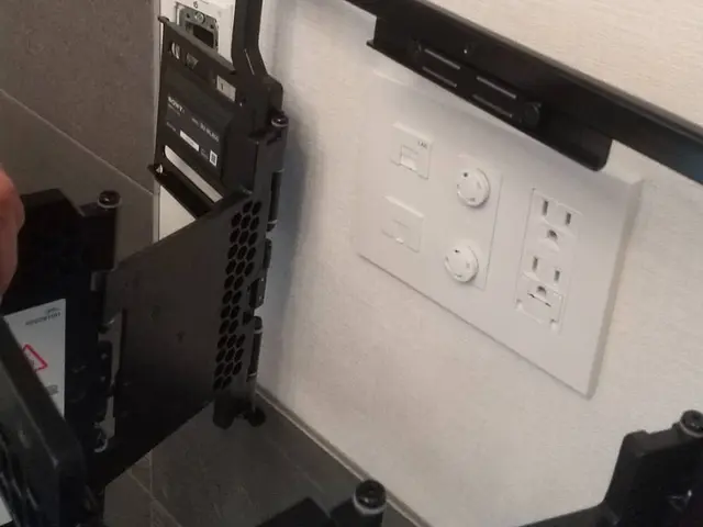 壁掛けテレビでお部屋をデザインする、壁掛けテレビと壁の専門店『Socleソクリ』サービスの画像