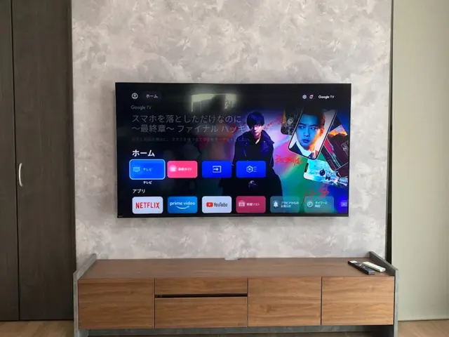 壁掛けテレビでお部屋をデザインする、壁掛けテレビと壁の専門店『Socleソクリ』サービスの画像