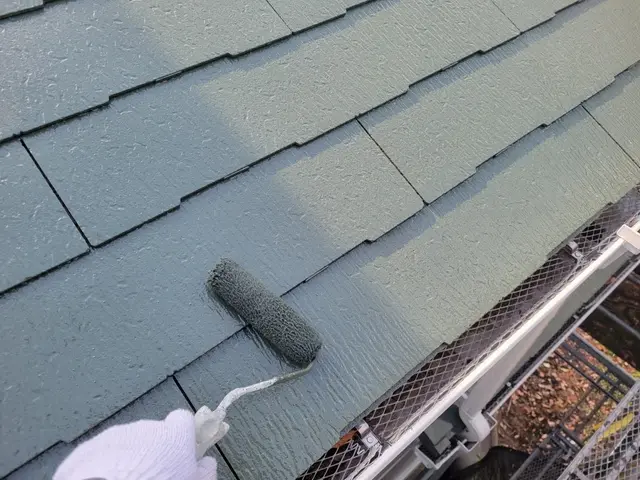 【屋根塗装】安心の損害保険加入済　屋根のプロにお任せくださいサービスの画像