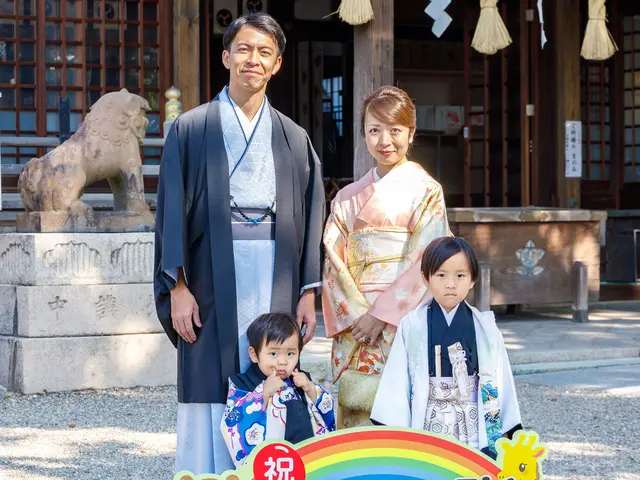 出張撮影とセットでご予約★お宮参り、七五三などの着付、着物レンタルもあり。