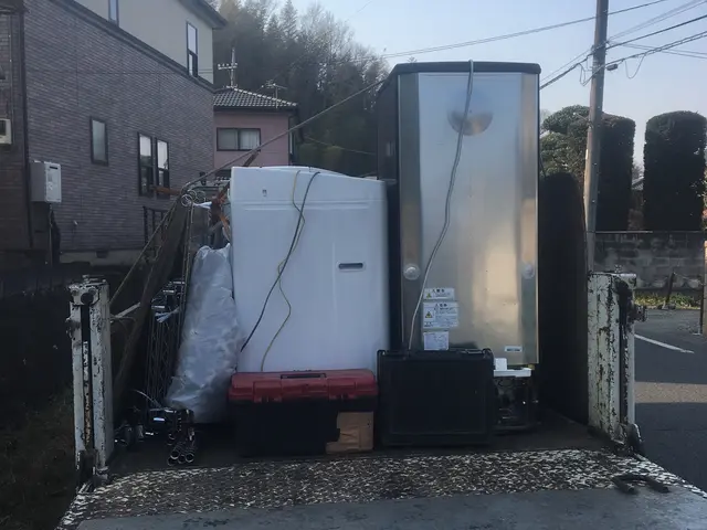 夫婦2名作業で初めての方でも安心☆口コミで人気です。♪エアコン撤去無料サービスの画像