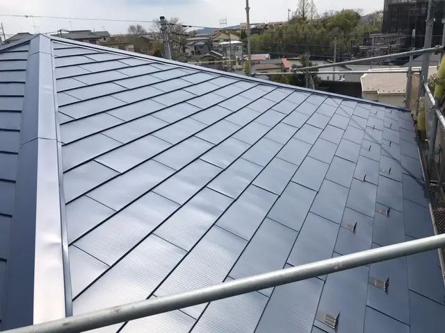 【屋根工事】屋根カバー工法、葺き替え工事、瓦工事、細かな事まで対応致します‼︎サービスの画像