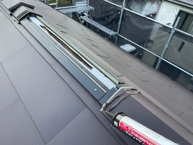 【屋根工事】屋根カバー工法、葺き替え工事、瓦工事、細かな事まで対応致します‼︎サービスの画像