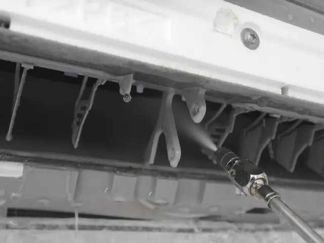 徹底洗浄！年間1200台 安心のエコ洗剤 抗菌コート無料！お掃除ロボ11500円サービスの画像