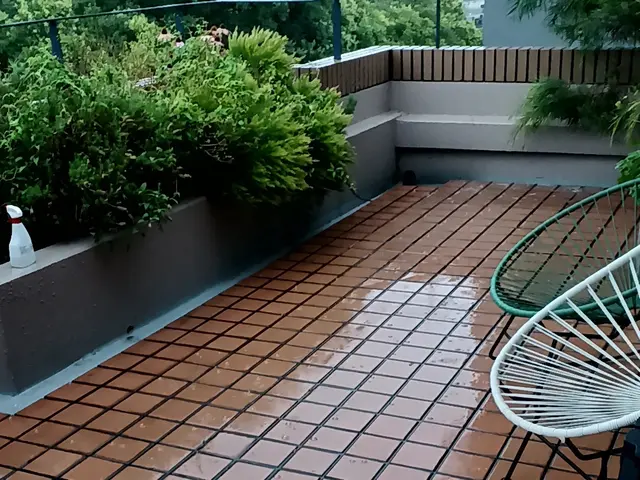 ★1トーン明るくなります！裸足で歩けるとご好評！サービスの画像