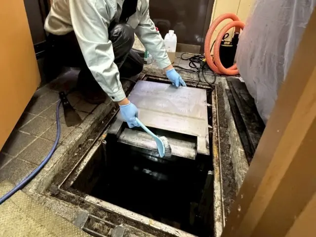 ◎飲食店・法人向け◎環境にも店舗にもやさしい！次世代のグリストラップ清掃!!サービスの画像