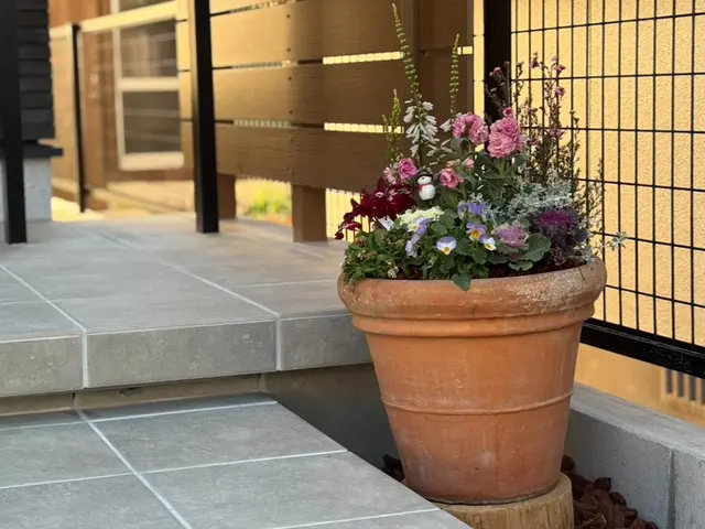 【夫婦で営む植物屋さんが訪問◎】大きな鉢や複数依頼も大歓迎！管理のアドバイスも！サービスの画像