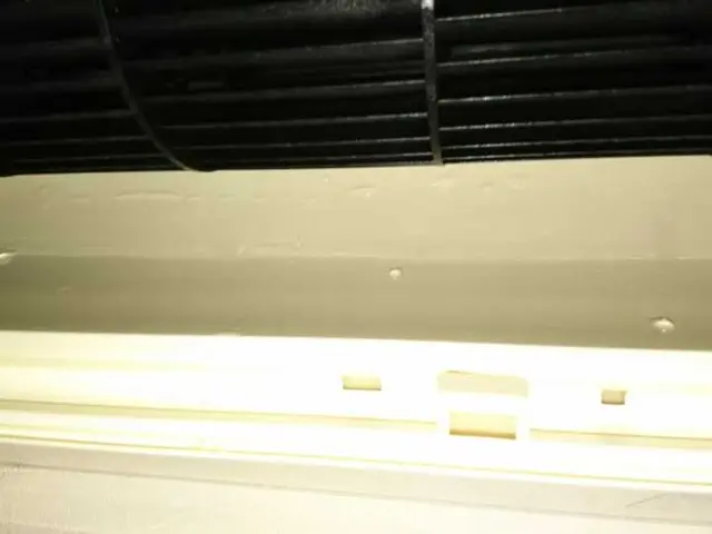 エアコンメーカーや大手ハウスクリーニング会社の協力業者○電気工事士○エコ洗剤使用サービスの画像