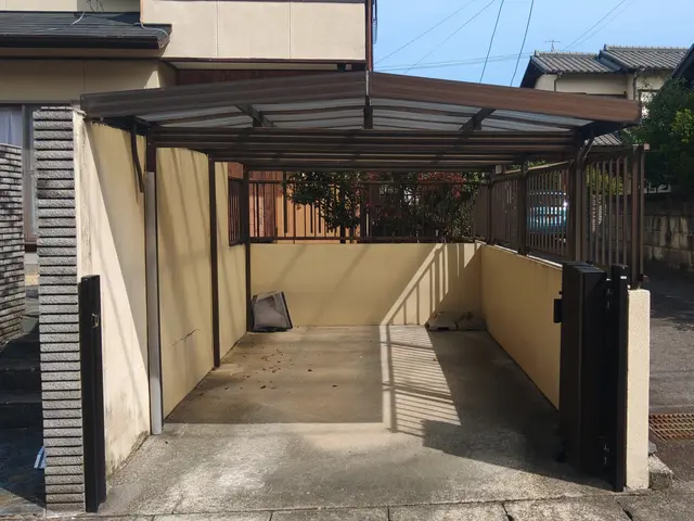 カーポート、サイクルポートの撤去、波板交換承りますサービスの画像