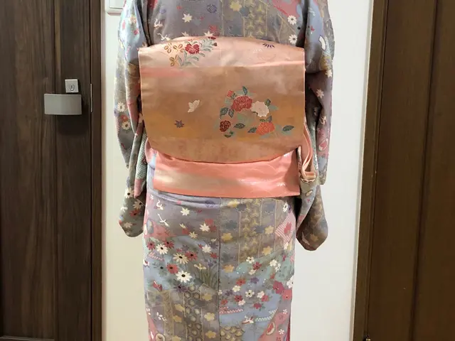 ［着付歴30年以上、幅広い世代に対応］初めての方も優しく丁寧に着付けます。