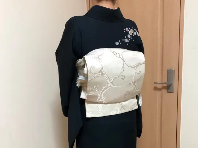 ［着付歴30年以上、幅広い世代に対応］初めての方も優しく丁寧に着付けます。