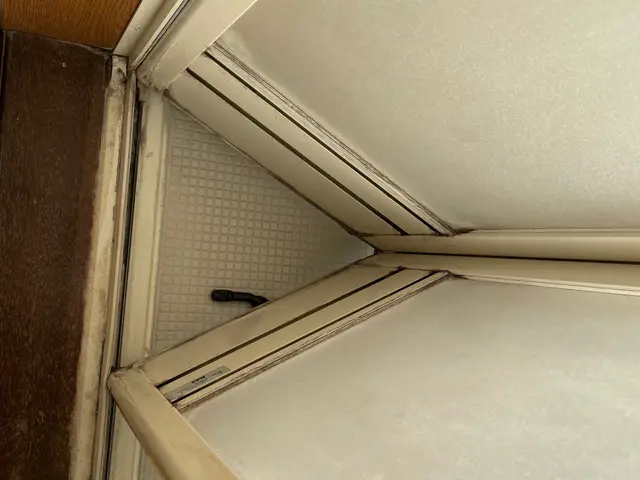 早めの年末の大掃除をお手伝いします。今年は12/17日と18日のみ空いてます。サービスの画像