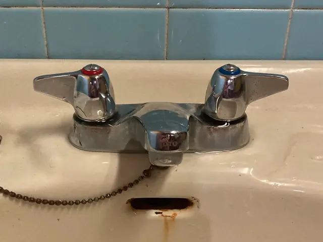 職人っぽくないフランクな対応が売りです！当日対応可能な水栓交換サービスサービスの画像