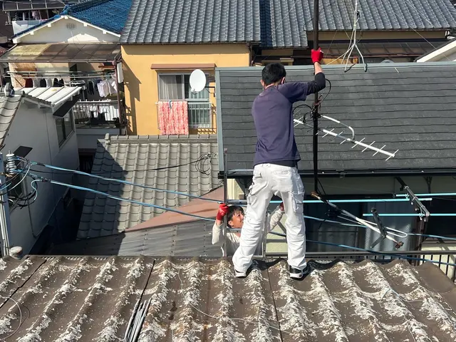 不要なアンテナ撤去やります！三階建てでも関係なし！10分から15分で終わります！サービスの画像