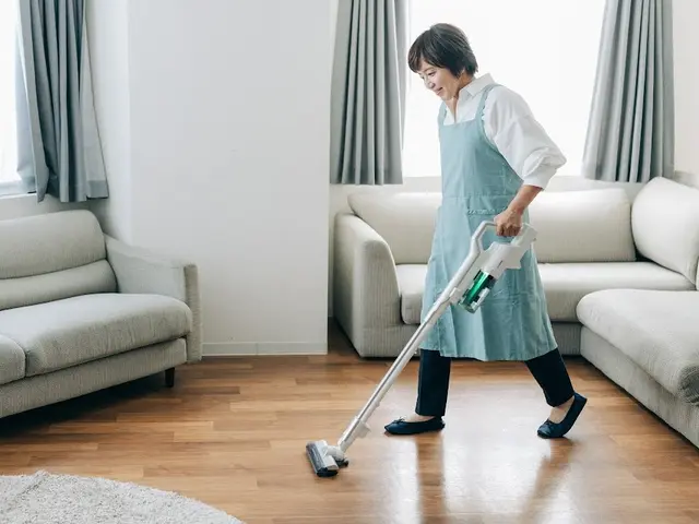 家事を任せて　暮らしにゆとりと　家族のだんらんを。サービスの画像