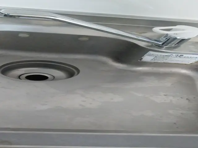 五徳、IHの油汚れ。シンク、排水溝の汚れ、ヌメリ。キッチンの様々汚れ一掃します。サービスの画像