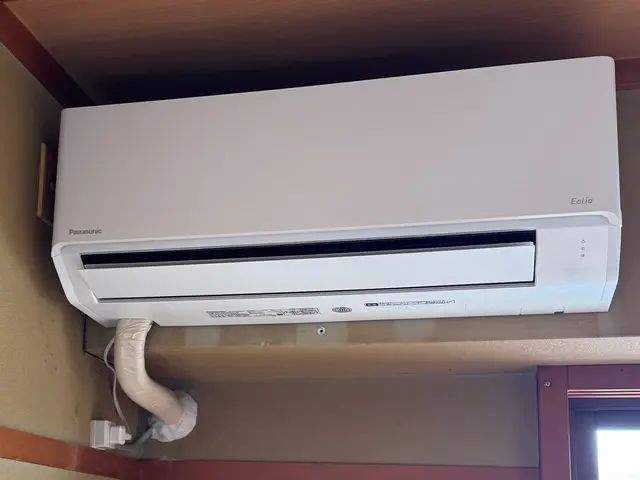 エアコン工事はお任せ下さい！予約空き無くても連絡下さい！出来る限り直近で伺いますサービスの画像