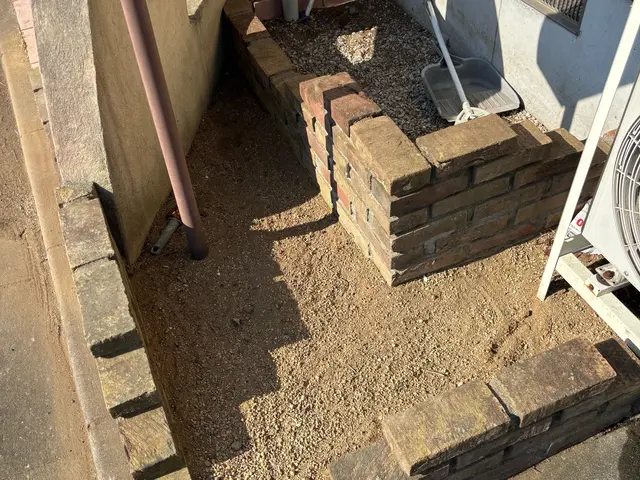 無理せずおまかせ！優しい草むしりサービス！時間がない方・腰がつらい方に！サービスの画像