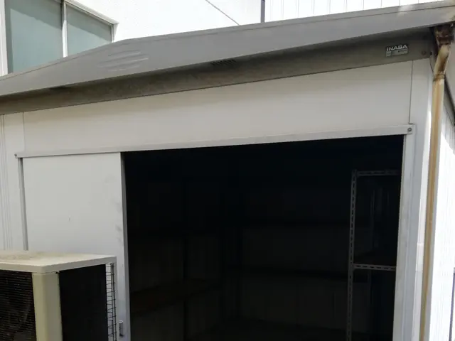 物置の解体回収サービスの画像