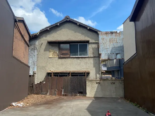 邪魔な木伐採！庭終い！スッキリお庭！20年の経験◎個人キャンプや山林開拓もOKサービスの画像