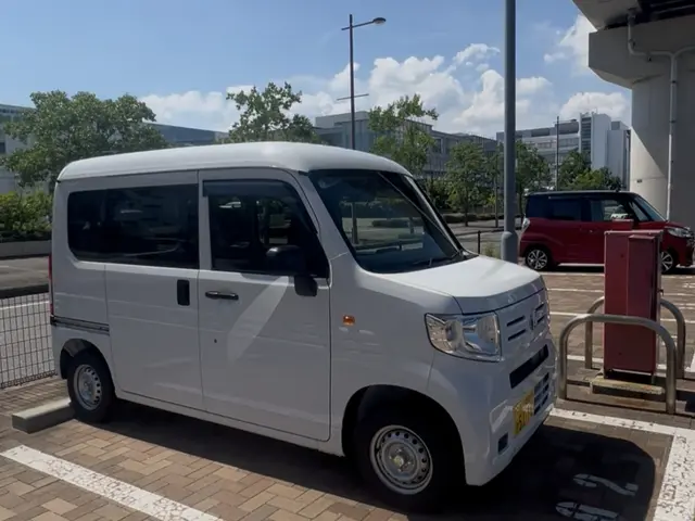 壁紙の穴・破れ・凹み補修サービス（壁紙再生）サービスの画像