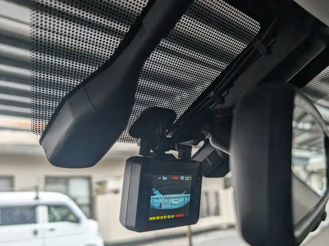 ◆部品持込歓迎◆店長の私がお伺いします◆早朝深夜も対応OK◆国家一級自動車整備士サービスの画像