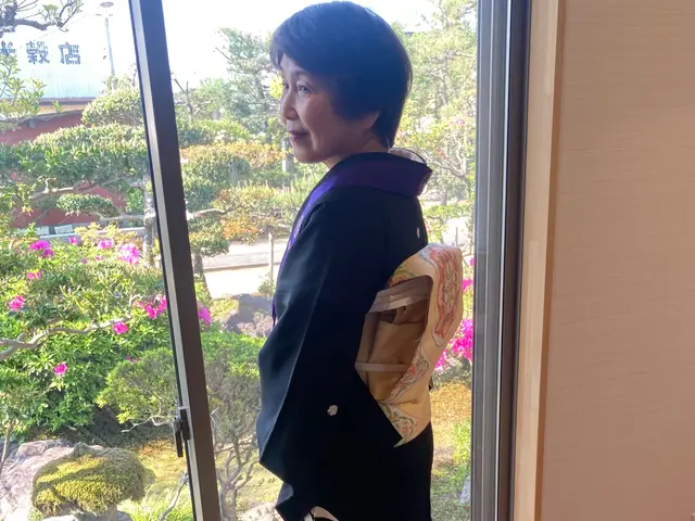 ★着付け師範の店長が対応★振袖、留袖、訪問着　丁寧に心地よいお着付け