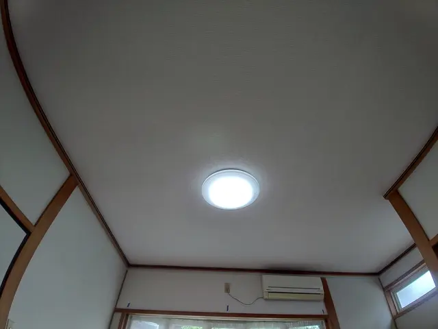 壁　天井に空いた穴を直して補修出来ます！サービスの画像