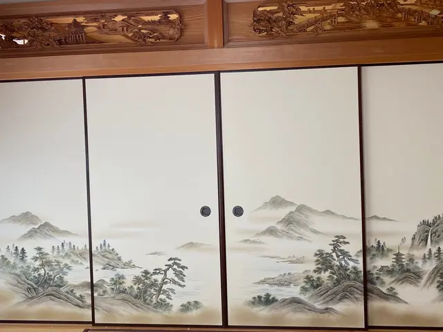 ふすま張り替えをお考えのお客様、是非当店にお任せください！サービスの画像