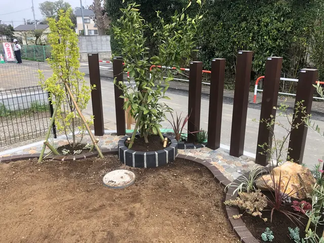 【業歴25年】庭木のスタイリング！緑あるくらしのお手伝い♪〈枝葉回収込み価格〉サービスの画像