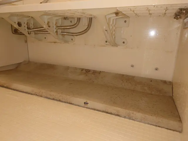 お風呂のカビ・水垢やキッチンの油汚れはプロにお任せ◎安価で丁寧◎クレカOKサービスの画像