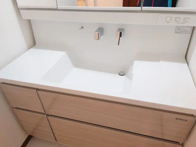 お風呂のカビ・水垢やキッチンの油汚れはプロにお任せ◎安価で丁寧◎クレカOKサービスの画像