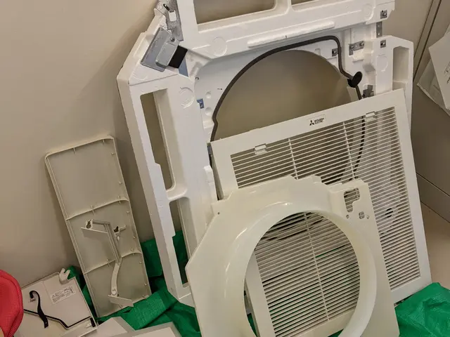 業務用エアコンお任せ下さい！男女3名施工！防カビサービス中！損害保険加入店！サービスの画像