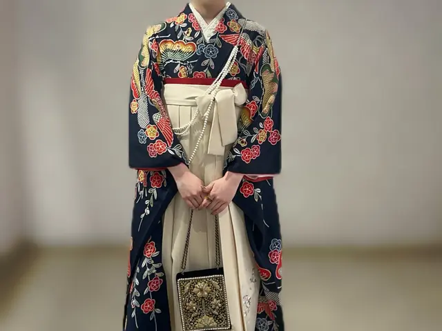 特別な日もふだんのお出かけも。やさしい苦しくない着付けです♪簡単なヘアセット付き