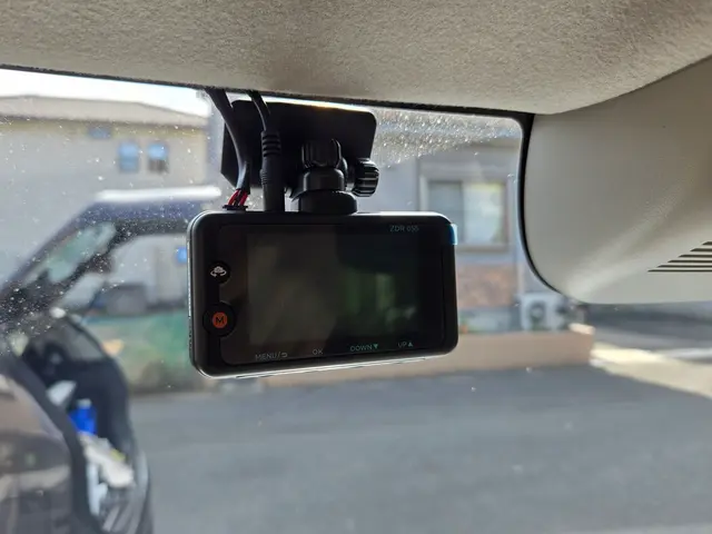 くらしのマーケットアワード2024入選！店長の私が直接伺います！ミラー型もOK！サービスの画像