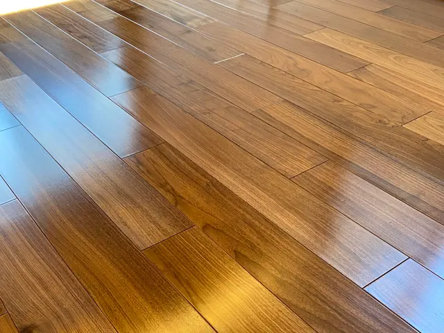 ペットOK！ワックス剥離込み☆椿家の秋仕上げ★夏場に汚れた床を涼しい今のうちに！サービスの画像