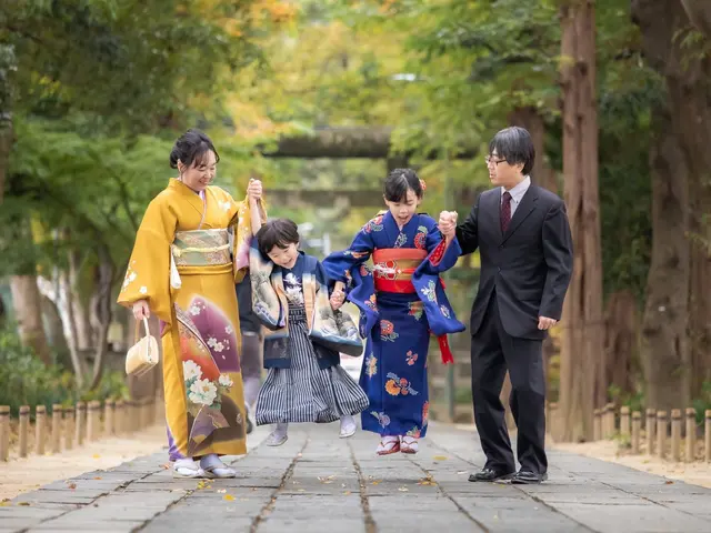 【七五三・成人式・ブライダル・外国人実績】着物歴20年のママ着付師(簡単ヘア付)