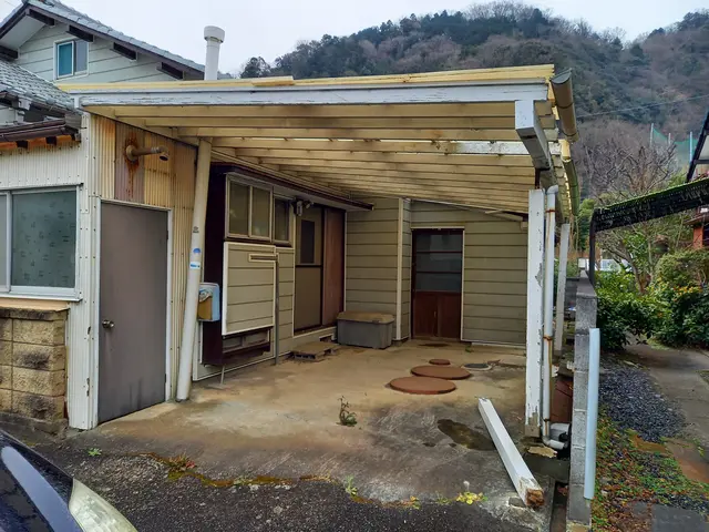 1坪程度の物置から対応しています!損害保険加入済み・駐車場代は当店負担♪サービスの画像