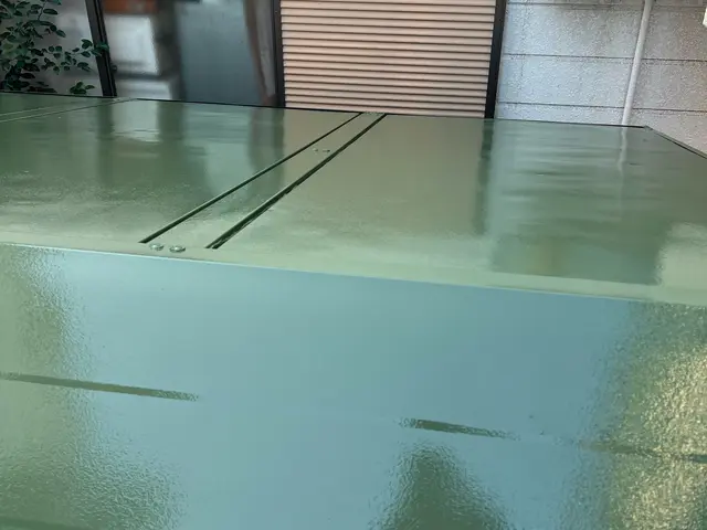 物置塗装しますサービスの画像