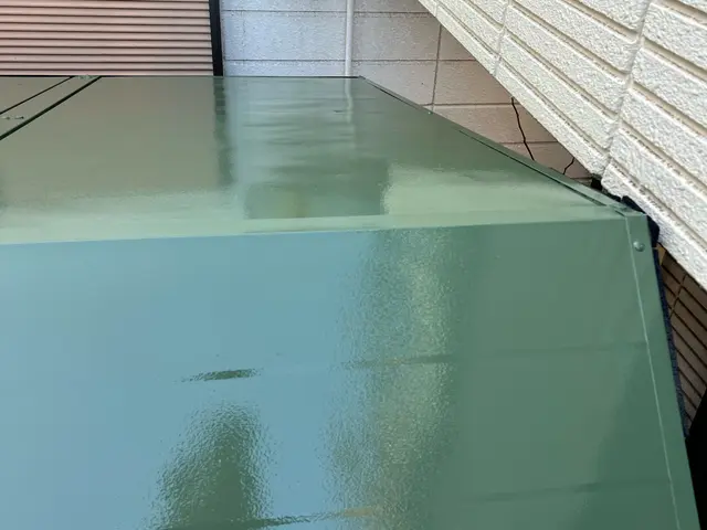 物置塗装しますサービスの画像