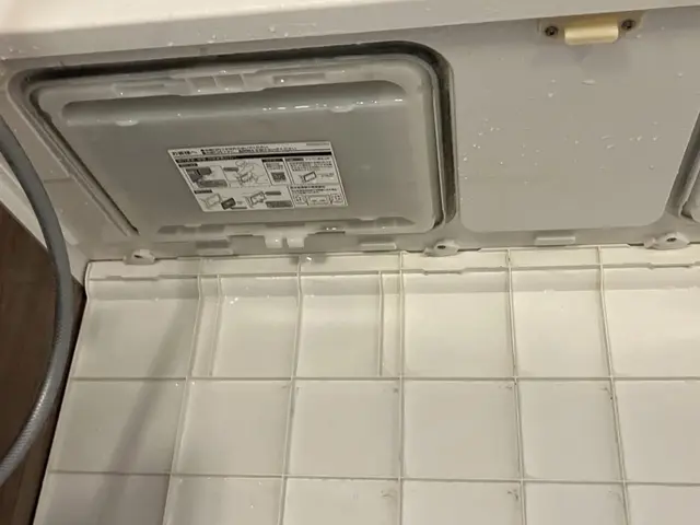 カビも水アカも徹底除去！清潔なお風呂時間を。サービスの画像