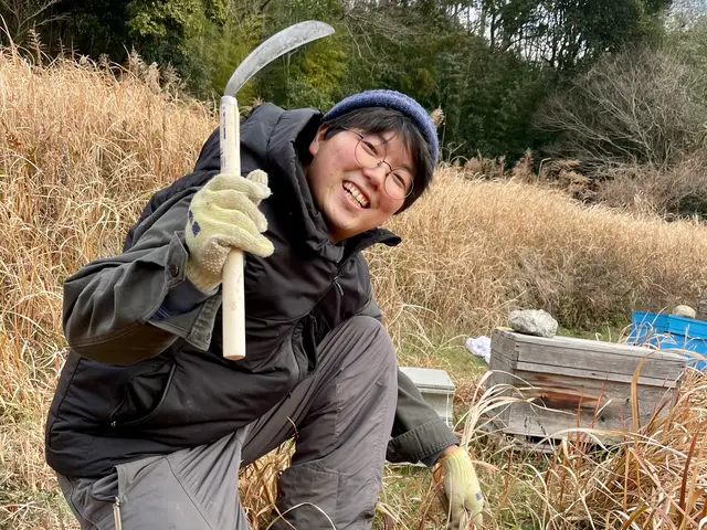 【養蜂家】◉除草剤無料◉ゴミ袋持参◉袋入れサービス◉追加料金なし！スピード対応！サービスの画像